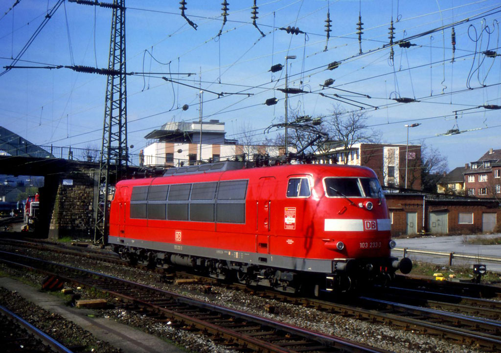 E-Lok - BR 103 233-3 - Aufnahme: Werner Schwan