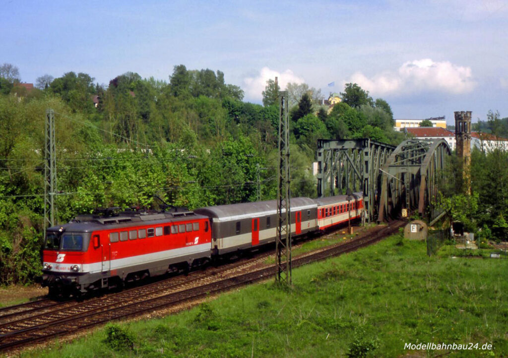 E-Lok - BR 1044 007-9 
 Aufnahme: 
Wolfgang Pischek