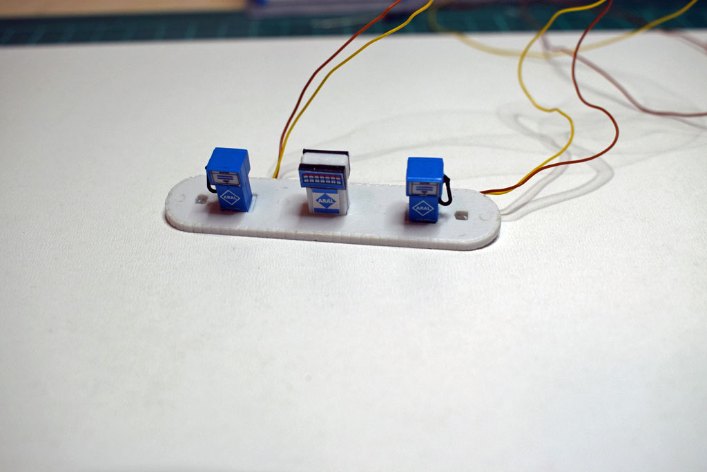 Beleuchtete Zapfsäulen als Zubehör erhältlich