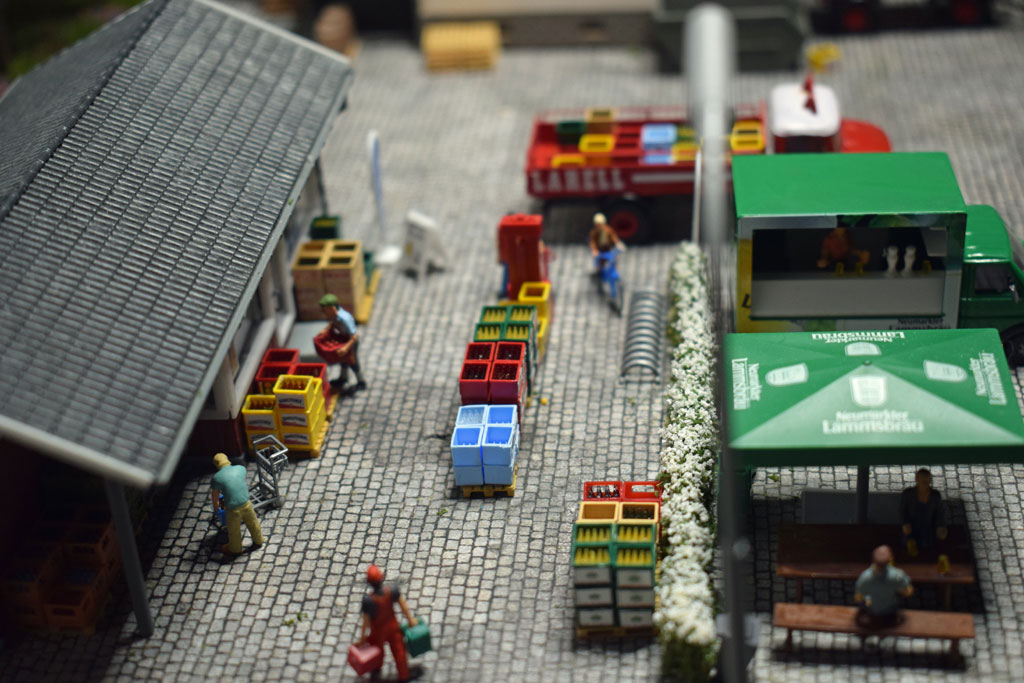 Getränkekistenaufbau für den Sofort-Verkauf und Aktionen für Privatkäufer